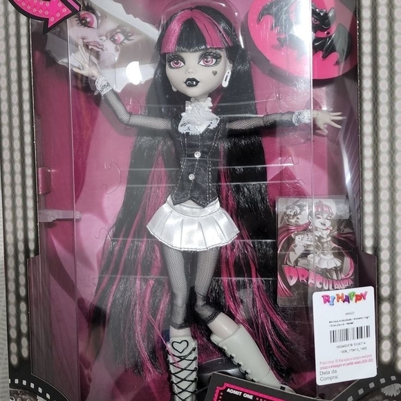monster high Other - Monster High Doll with Pink and Black Hair